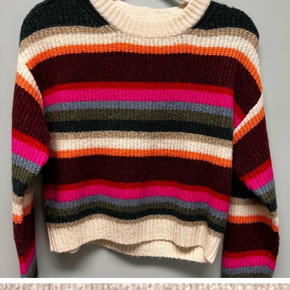 American Eagle Women’s Multi- Colored Striped Sweater Size XS - Picture 5 of 5
